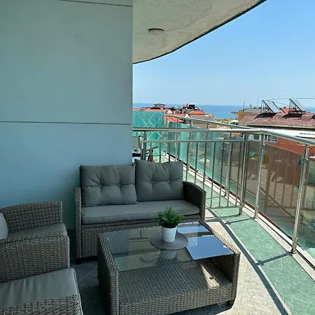 Spacious And Cozy In Complex Del Sol * Primorsko