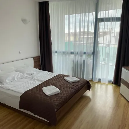 Spacious And Cozy In Complex Del Sol Apartmán *